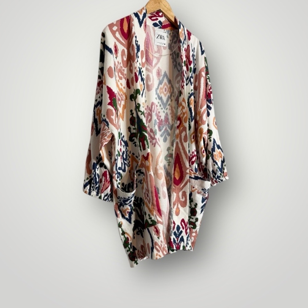 Zara The Hanoi Open Kimono Ikat Print Womens Size Medium Pockets Linen Blend EUC - Picture 3 of 9